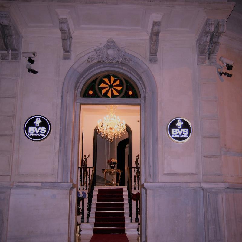 Lush Hotel Taksim - Special Category Истанбул Екстериор снимка